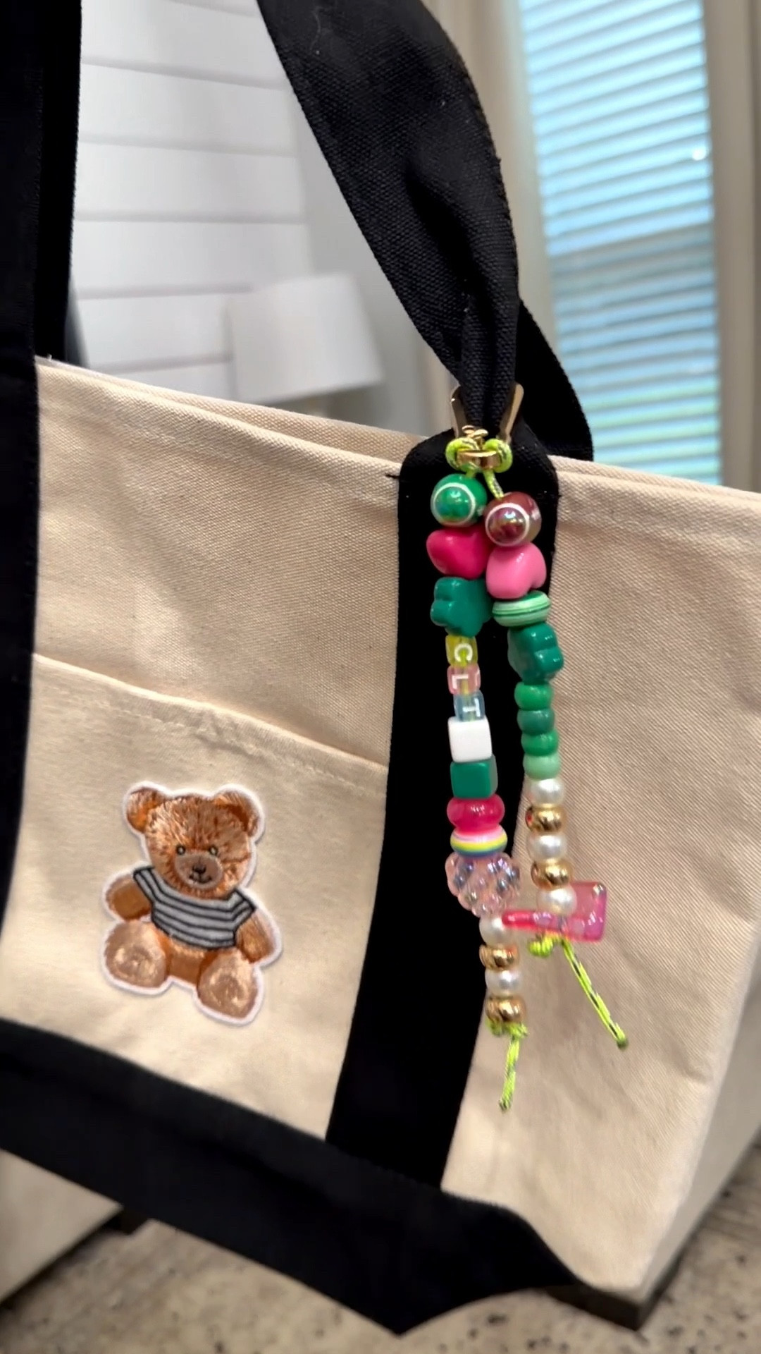 BaubleBar vibes at Amazon prices! The perfect diy bag charms, birthday gifts, or party favors! 



#LTKFindsUnder50 #LTKParties #LTKKids