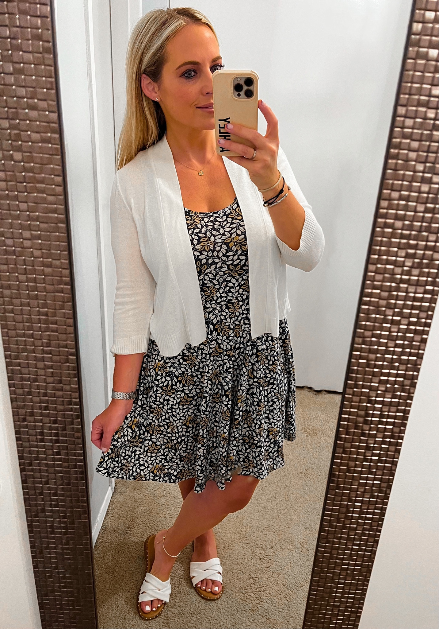 Travel outfit. Beach vacation. Destin 

#LTKunder50 #LTKtravel #LTKSeasonal