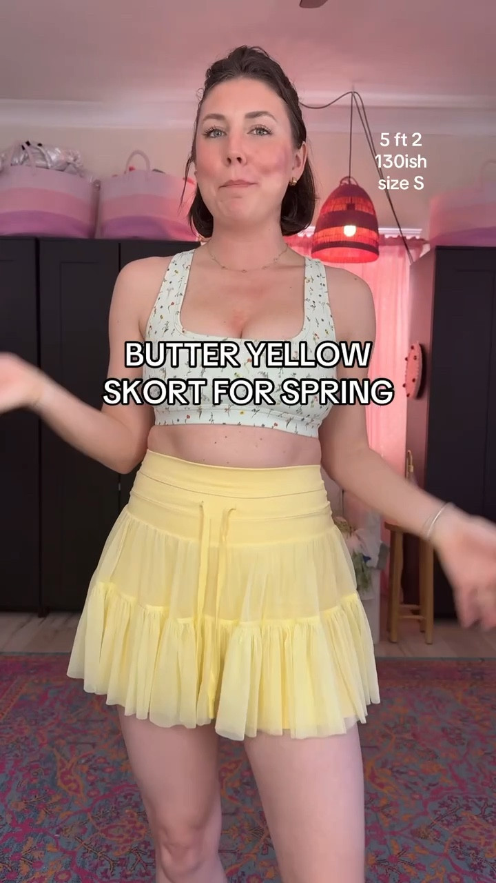 THE YELLOW 😭⭐️ wearing size small in the yellow POPFLEX Active pirouette skort (aka the taylor skort)

#LTKFindsUnder100 #LTKStyleTip #LTKActive