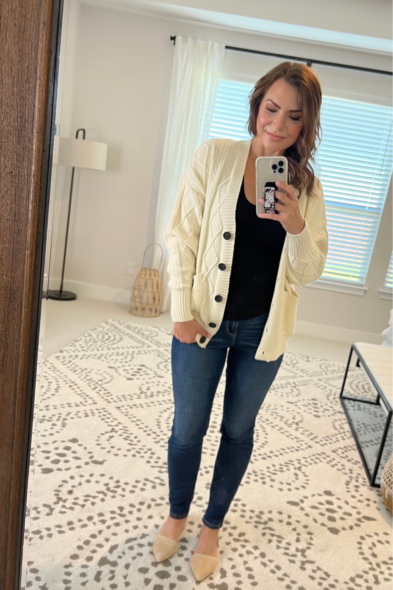 Walmart has done it again! Paired with my favorite flats and tank. #fallfashion #neutralstyle #walmartfashion #cardigan 

#LTKshoecrush #LTKunder50