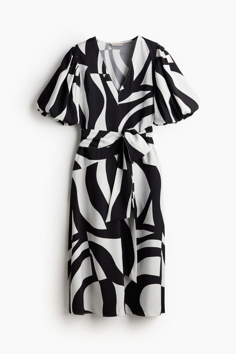 Tie-Belt Dress - V-neck - Short sleeve - White/black patterned - Ladies | H&M US | H&M (US + CA)