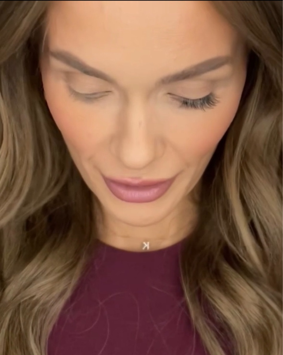 #AD Trying out the @eylureofficial underlash preglued flares! So easy to apply + totally undetectable! 
@Target @eylureofficial #TargetPartner #Target #EylureOfficial


#LTKHoliday #LTKBeauty #LTKCyberWeek