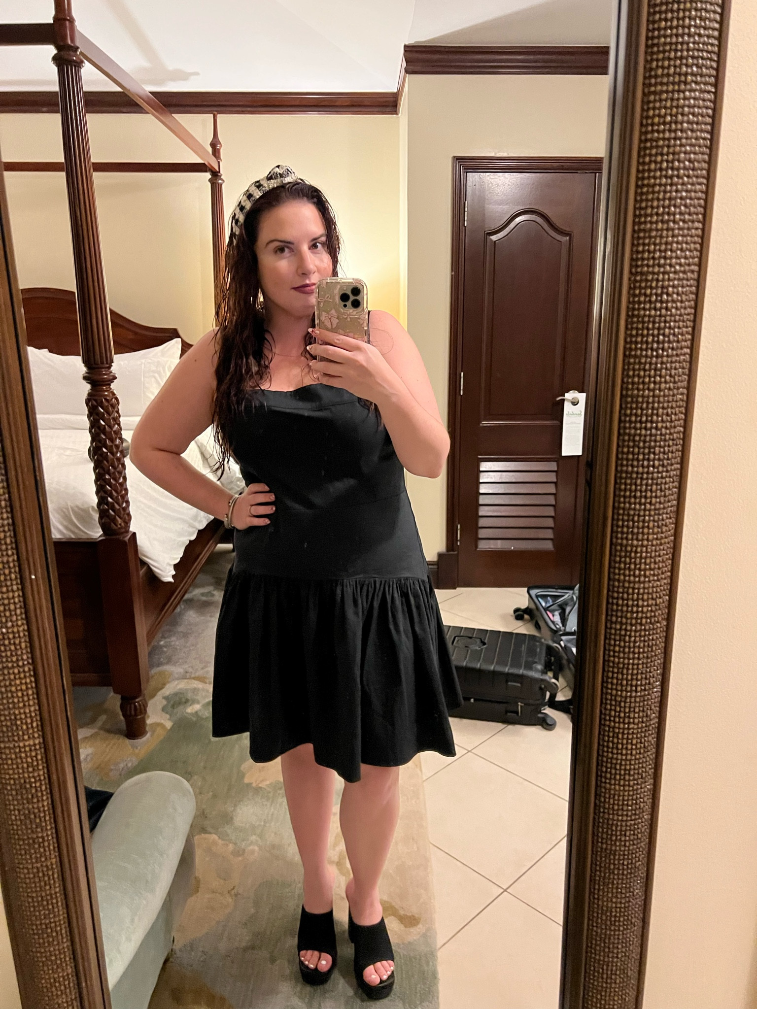 Vacation outfit 

Dress - large 
Shoes - 7.5

#LTKmidsize #LTKstyletip