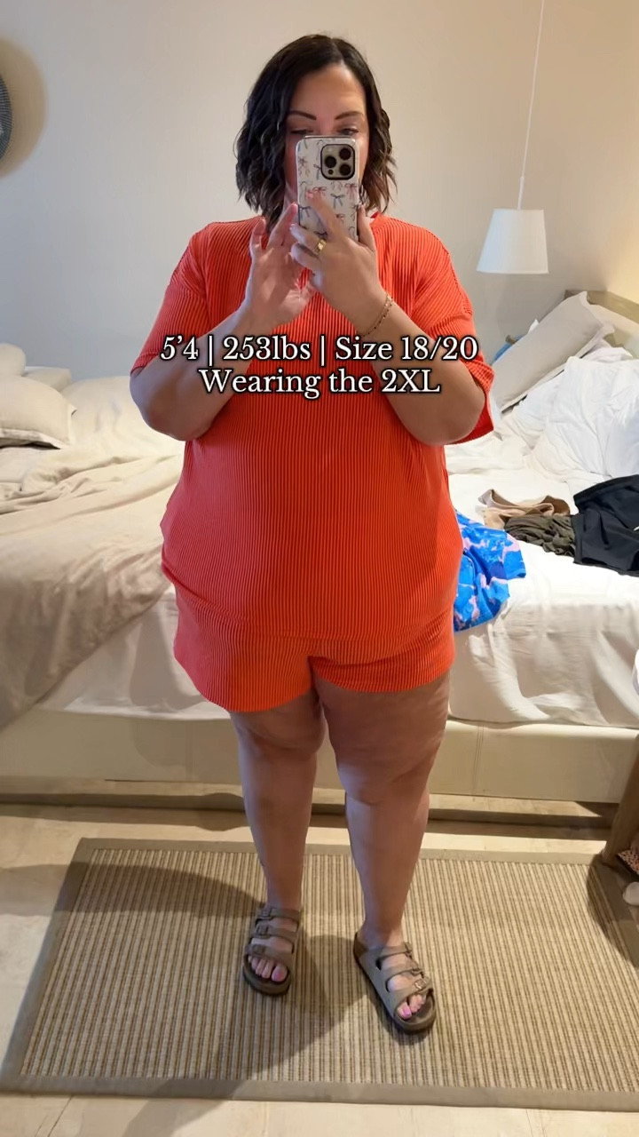 I’m sooooo obsessed with the fit of this set! The color is so good too!

#LTKMidsize #LTKPlusSize #LTKFindsUnder50