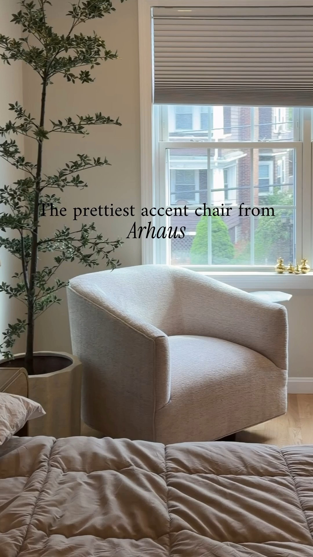Absolutely stunning swivel chair from Arhaus. On sale for Memorial Day 🫶🏽

#LTKSaleAlert #LTKHome #LTKdayinmylife