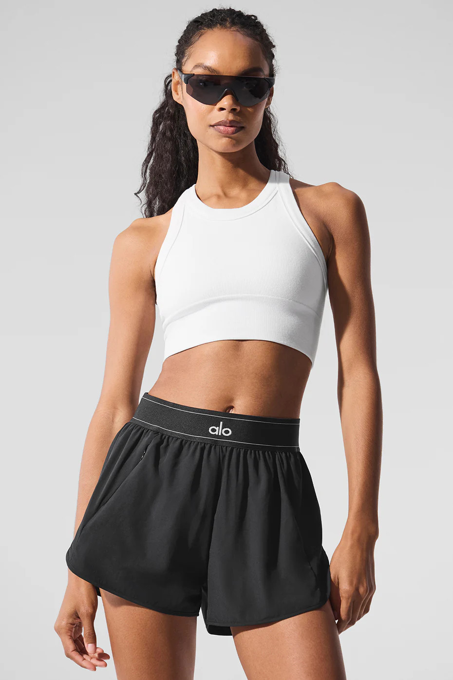 ALO | Seamless Delight High Neck Bra Tank Top in White, Size: Medium | Alo Yoga (US)