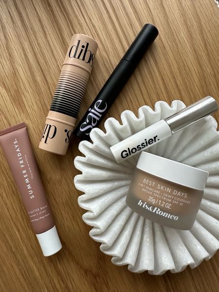 Say hello to the perfect yoga/gym makeup! Super light clean makeup that can take you from the gym to brunch. Featuring DIBS Desert Island Duo in my favorite shade 03!  Use the exclusive in-app code 20 LTK for 20% off anything on their site! 

#LTKBeauty #LTKSeasonal #LTKSaleAlert