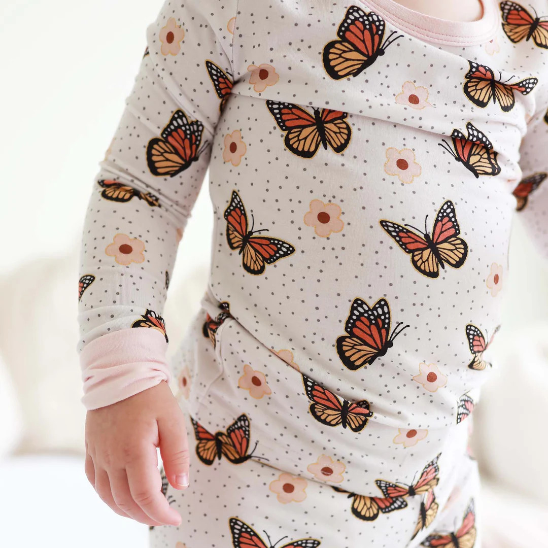 Butterfly Kisses Two Piece Pajama Set | Caden Lane