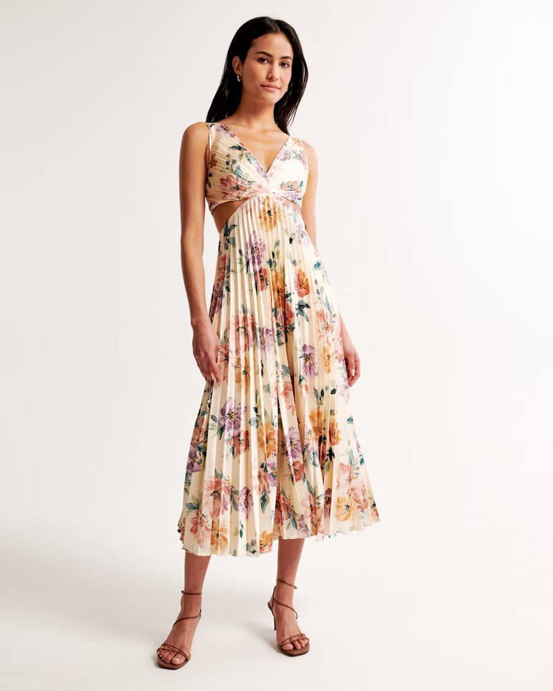 Women's The A&F Giselle Pleated Cutout Maxi Dress | Women's Dresses & Jumpsuits | Abercrombie.com | Abercrombie & Fitch (UK)