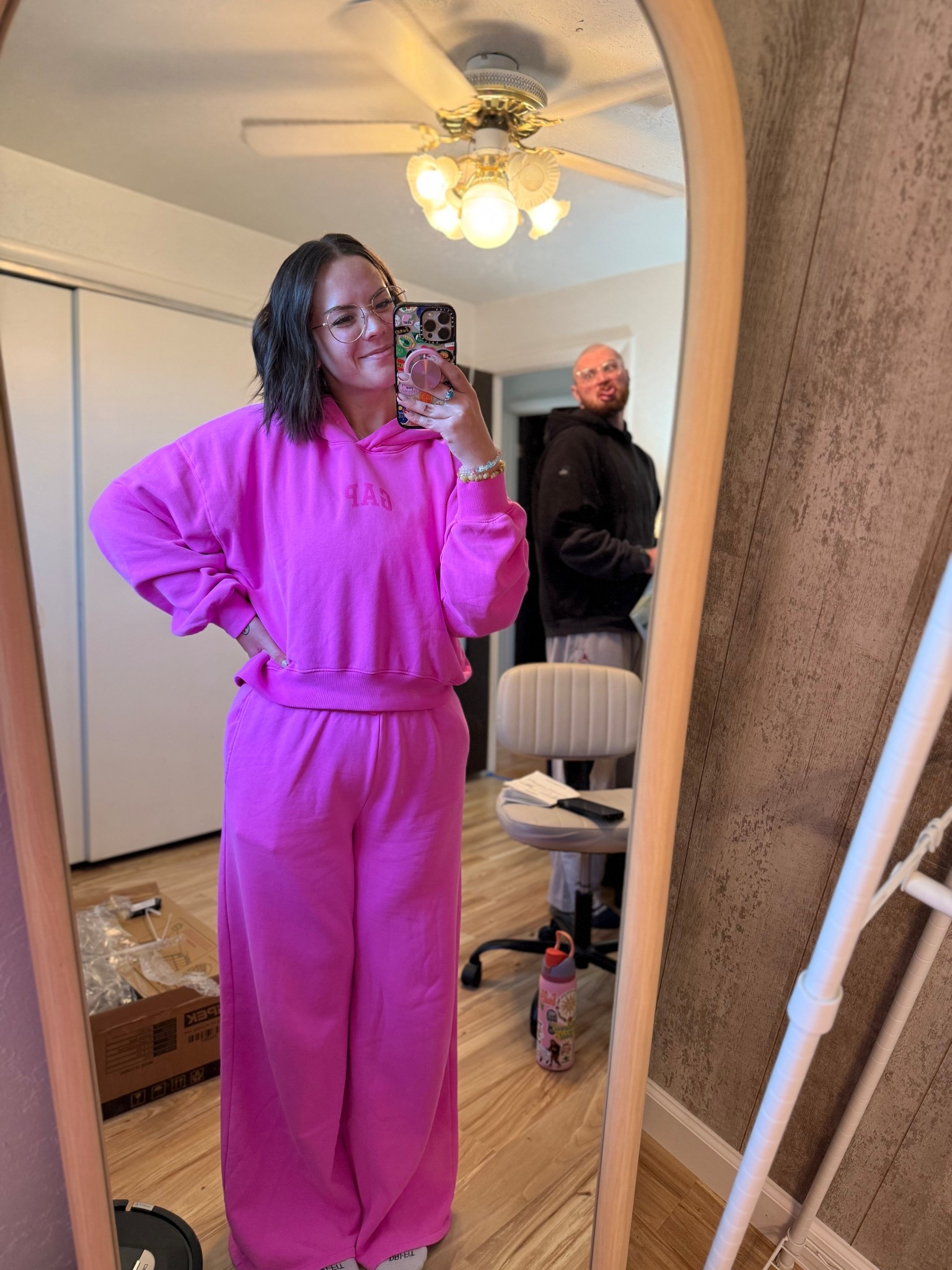 the coziest butter soft sweat set EVER! it’s warm but breathable so you’re not gonna overheat in it. that’s my main issue with sweat sets lol 💕 size M and regular cut, sugar plum neon pink!

#LTKStyleTip #LTKMidsize #LTKActive