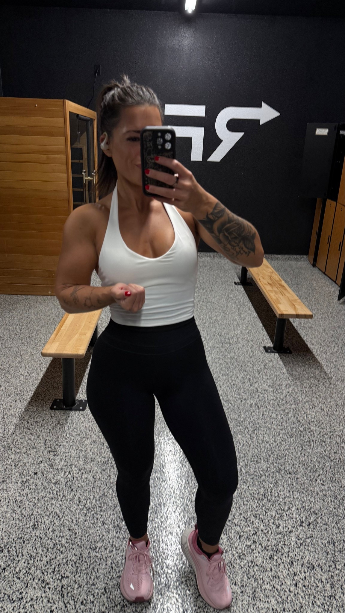 Gym OOTD 💪🏼🤍

#LTKfitnessgoals #LTKActive #LTKootd