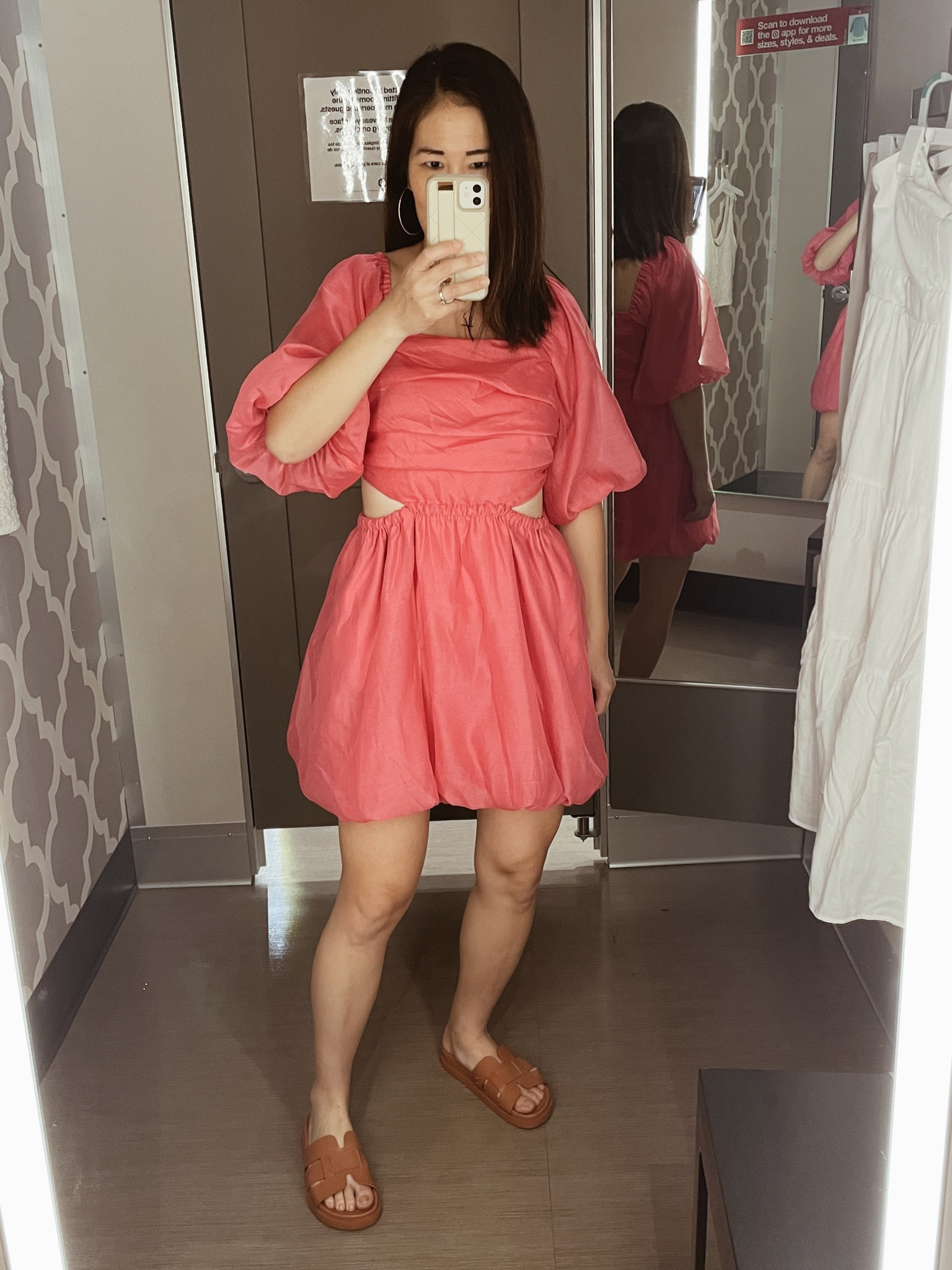 Cute dress true to size a bit short though

Target style
Bubble dress
Cut out dress
Party dress



#LTKunder50 #LTKSeasonal #LTKstyletip