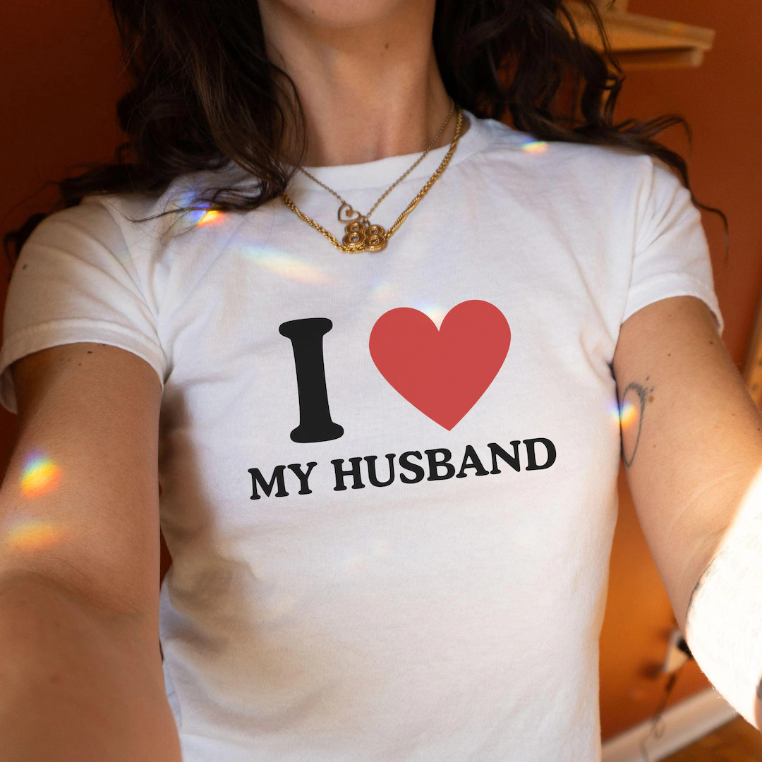 I Heart My Husband Baby Tee, Retro Honeymoon Cropped T-Shirt, Future Mrs Shirt for Bride To Be, N... | Etsy (US)
