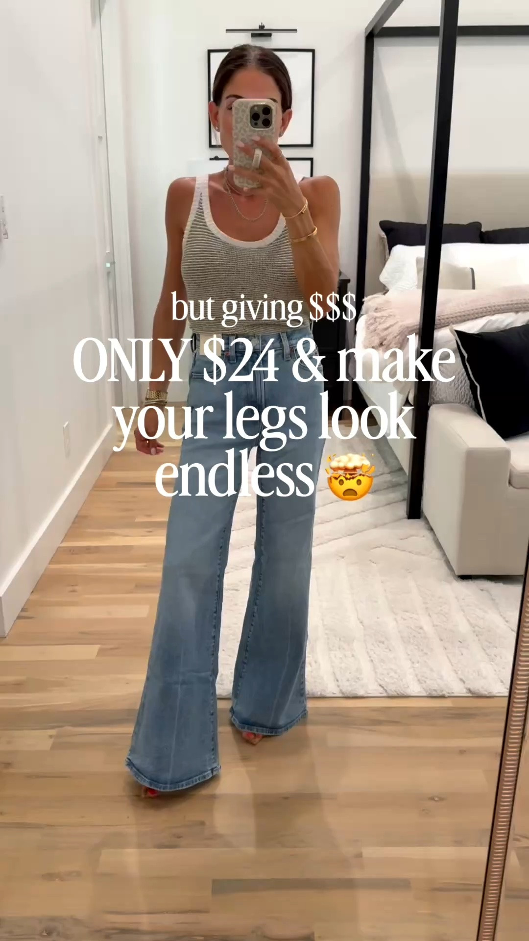 Flare denim jeans size 00 fall outfit

Comment SHOP below to receive a DM with the link to this post on my LTK ⬇ https://liketk.it/6p4Fj