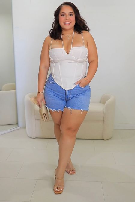 This summer date night outfit is EVERYTHING! The corset is in a size XL and it does fit pretty snug but cute. The shorts are a size 31 and they are PERFECT! If your curvy like me, you will love them. There is no gap in the back!! 

Curvy fashion, date night outfit, Jean shorts, midsize, summer style



#LTKstyletip #LTKcurves #LTKFind
