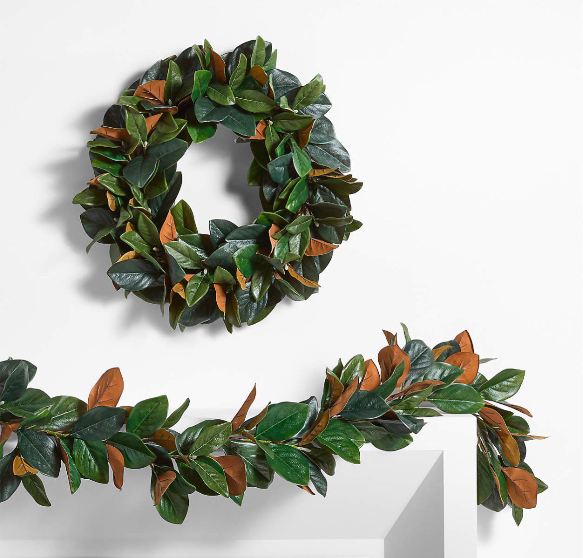Christmas Wreaths & Garlands! 

#LTKHoliday #LTKHome #LTKSeasonal