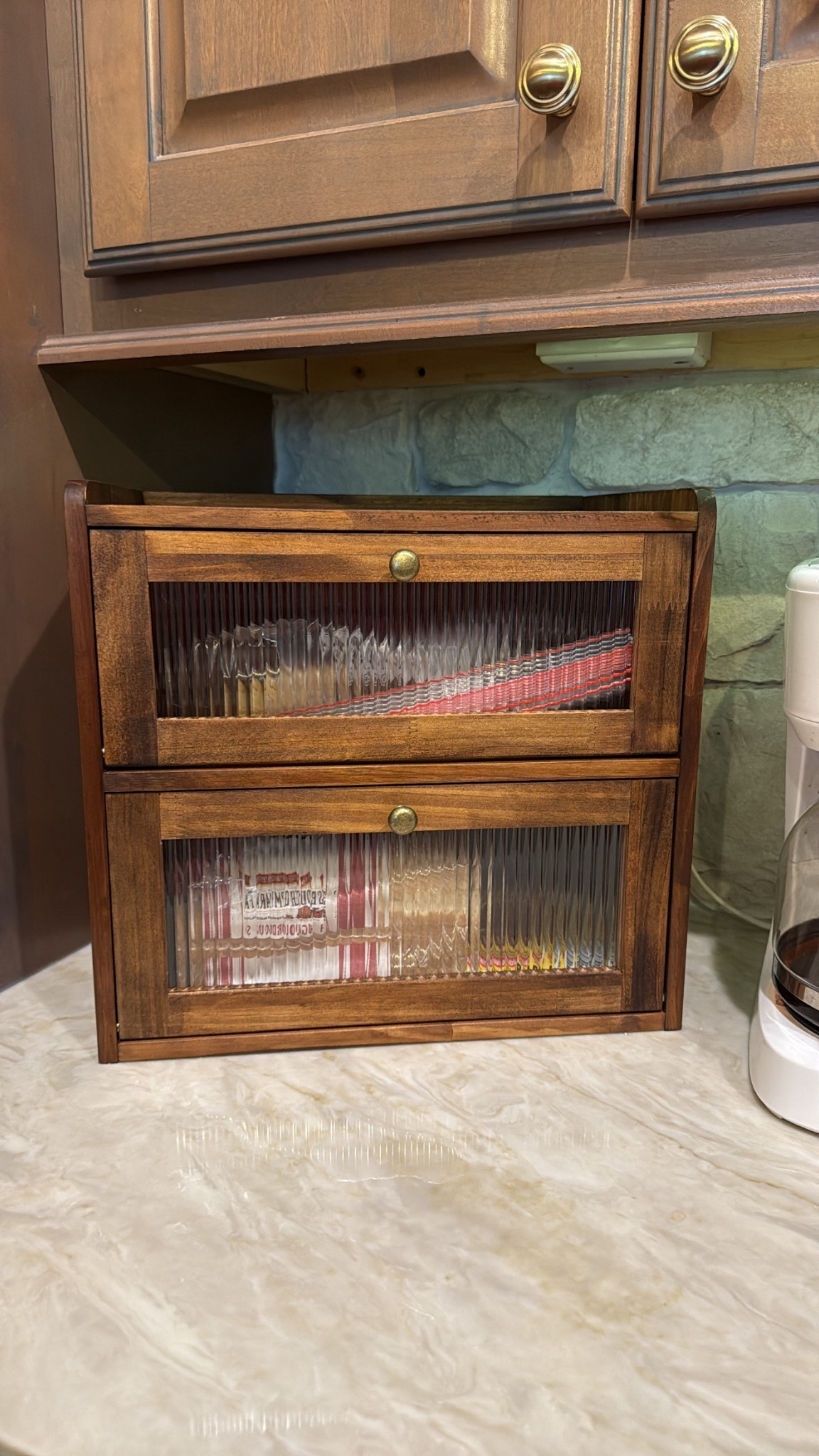 saw some questions about our bread box! it’s an Amazon find !!!

#LTKOver40 #LTKHome