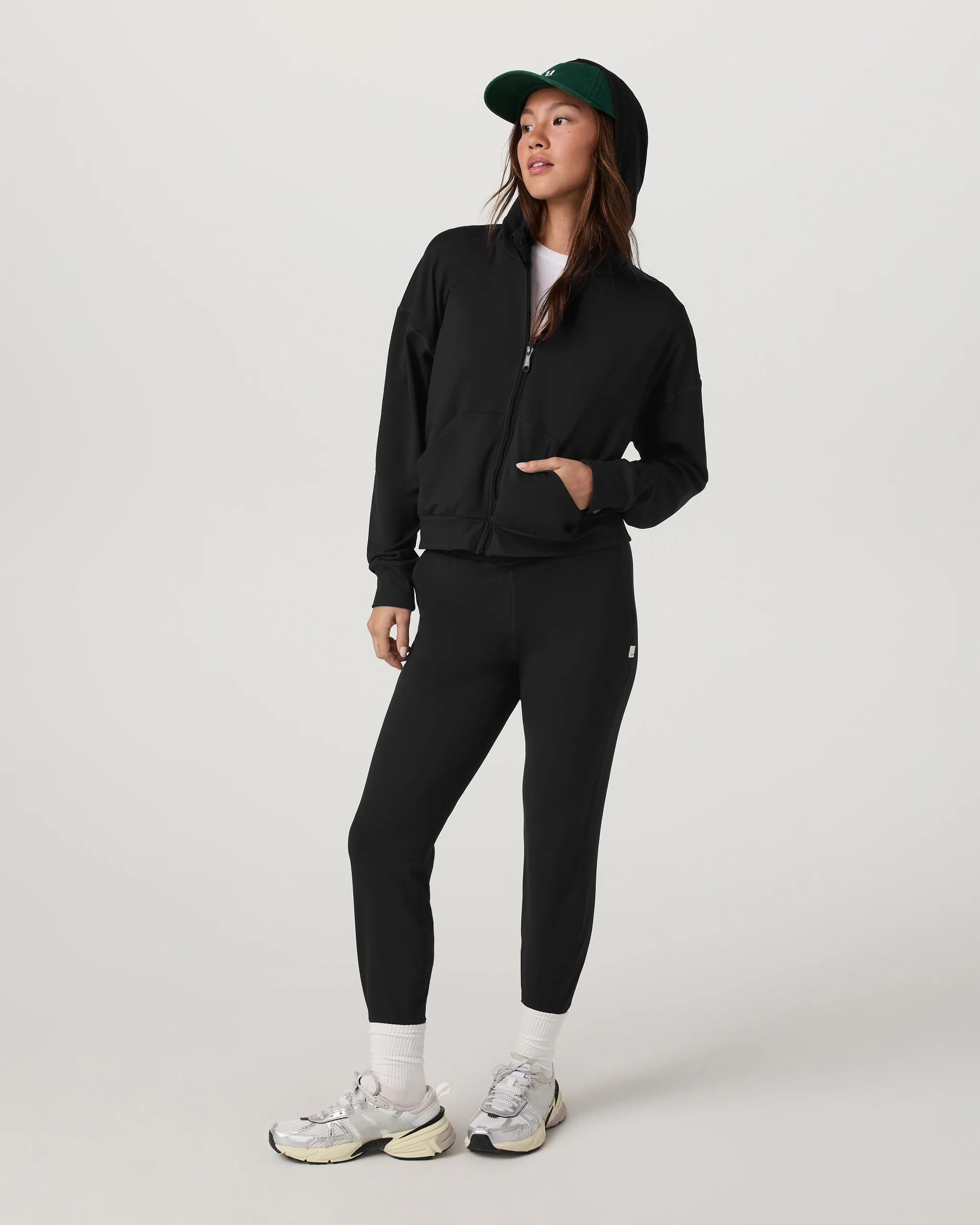 Halo Modern Full Zip Hoodie | Vuori Clothing (US & Canada)