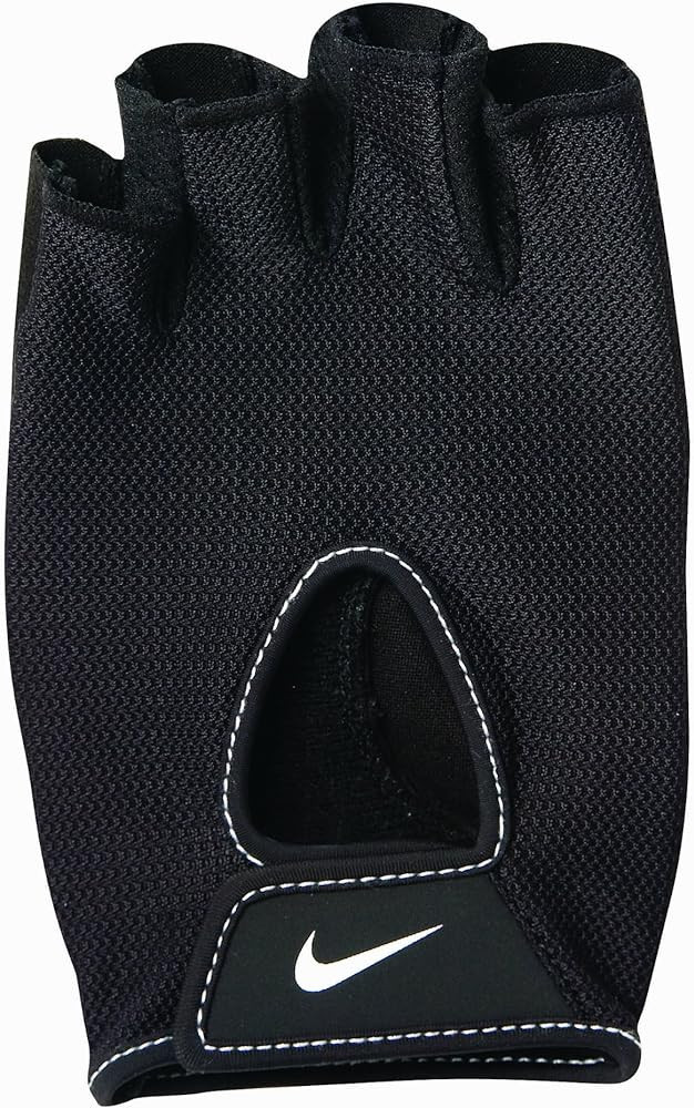 Nike Women's Fundamental Training Gloves | Amazon (US)