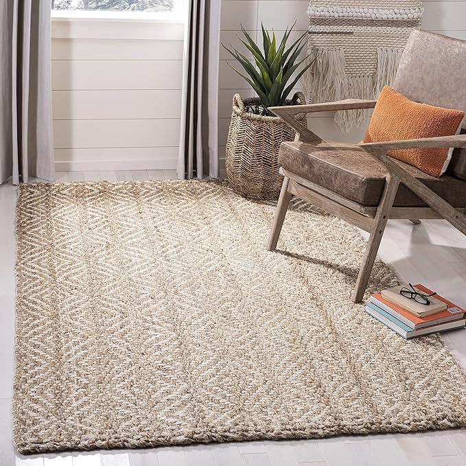 SAFAVIEH Natural Fiber Collection Area Rug - 5' x 8', Natural & Ivory, Handmade Boho Farmhouse Wo... | Amazon (US)