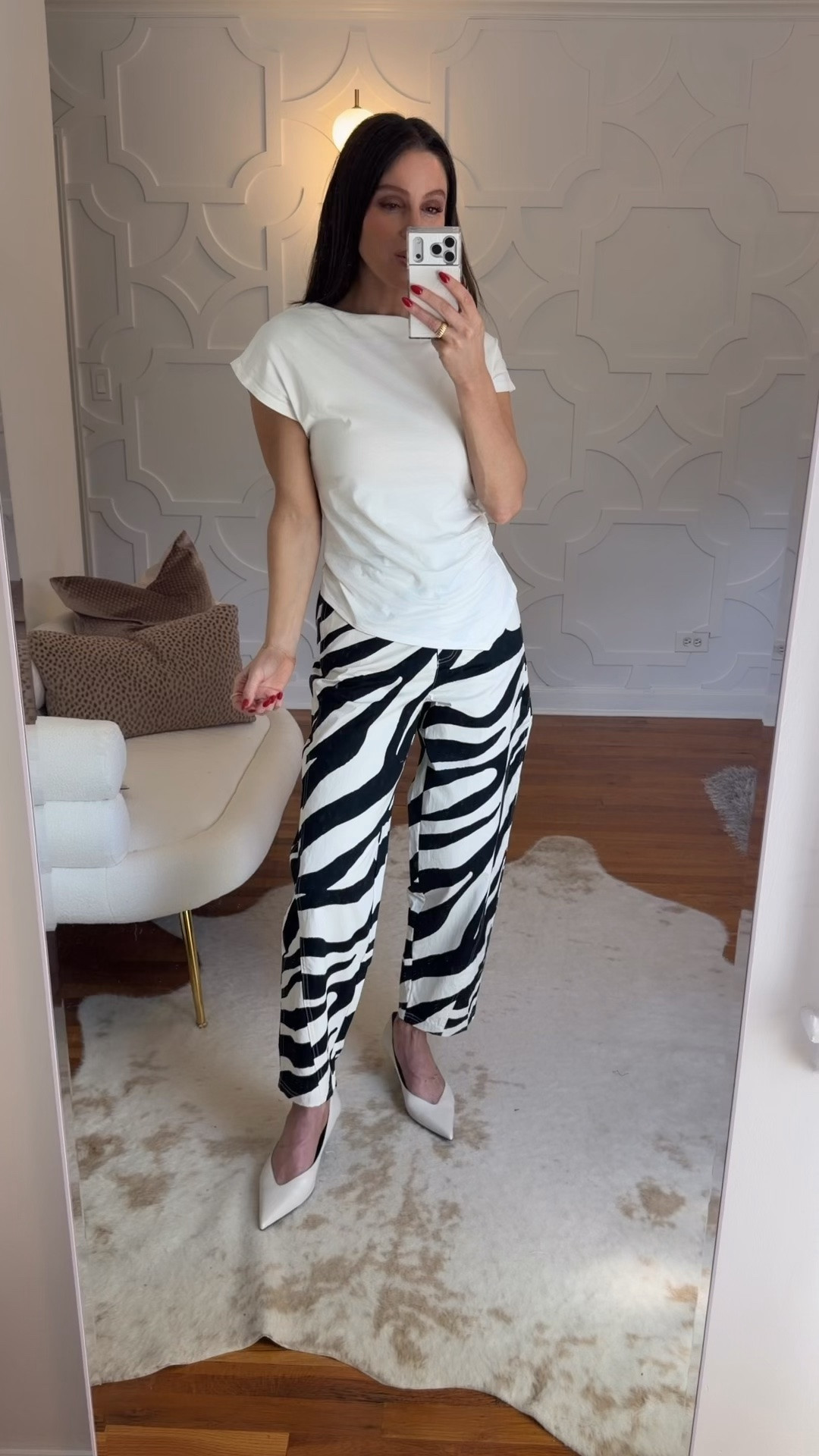 Obsessed with these pieces from Mango!! The top and pants run true to size - as do the shoes. All come in different colorways, too! Also linked other Mango faves for you!

@mango #ad