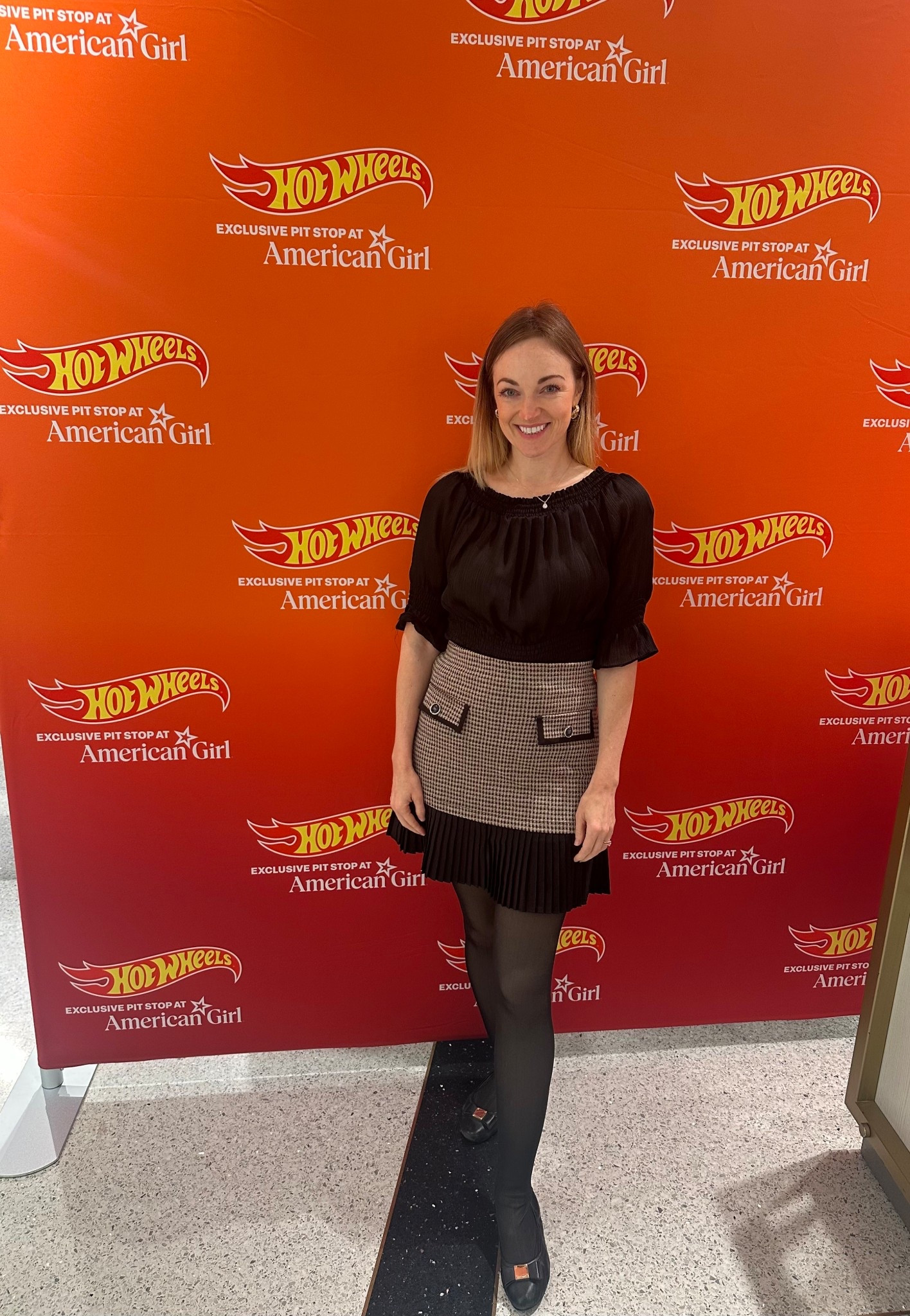 Women's Casual Plaid High Waist Pleated A-Line Mini Skirt