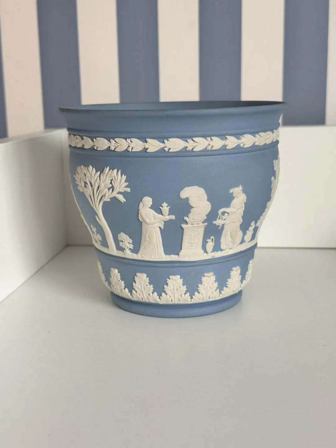 Wedgwood Jasperware Cream on Lavender Planter Small Jardiniere  England | Etsy (US)