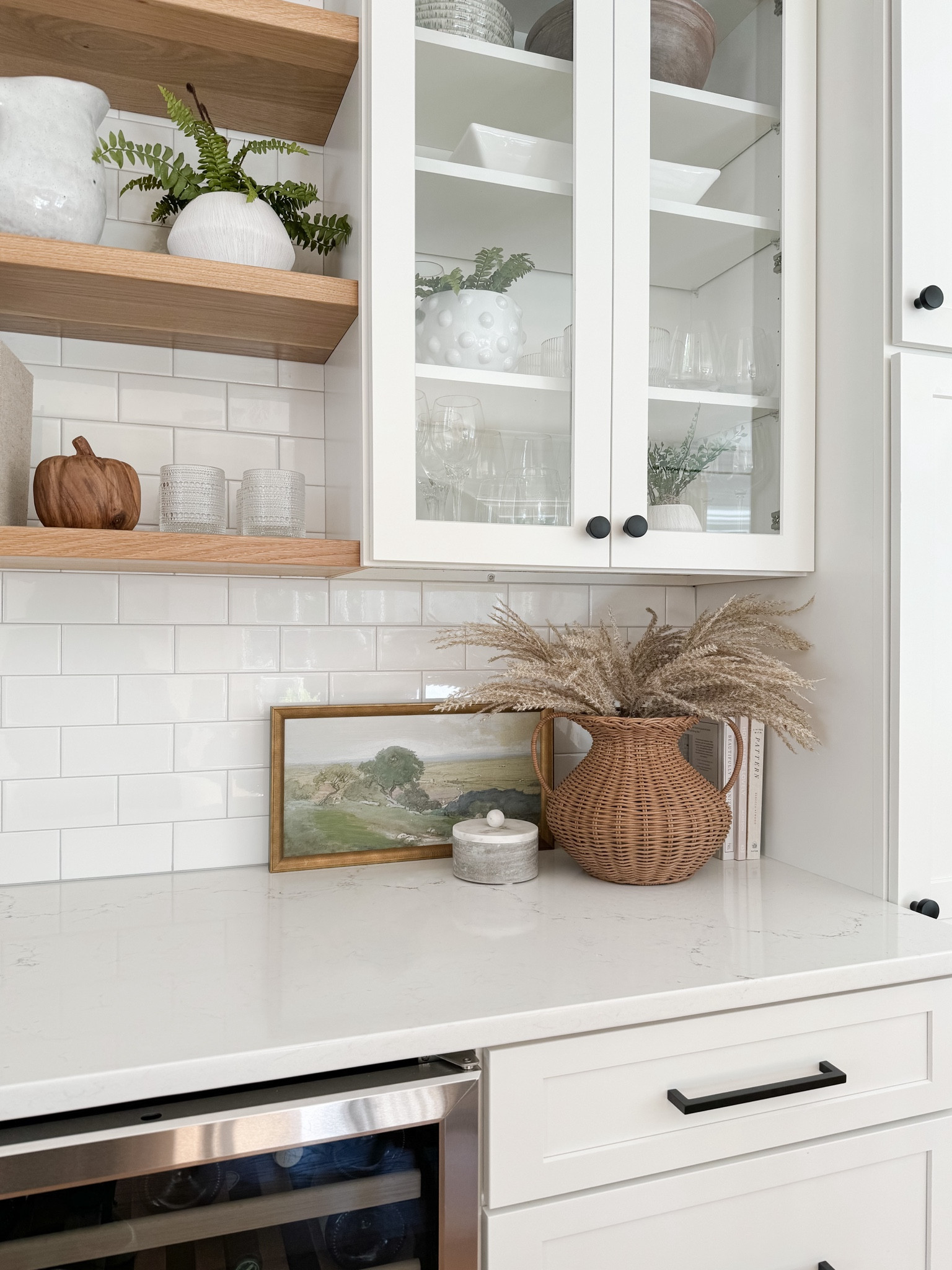 Fall Breakfast Nook

Fall Home Decor  Fall Home  Fall decor  Fall furniture  Autumn home  Autumn decor  Autumn Furniture  Home inspo  Seasonal decor  Seasonal home inspo  fall leaves  sherricalnan  sherricalnanhome

#LTKfindsunder50 #LTKhome #LTKstyletip