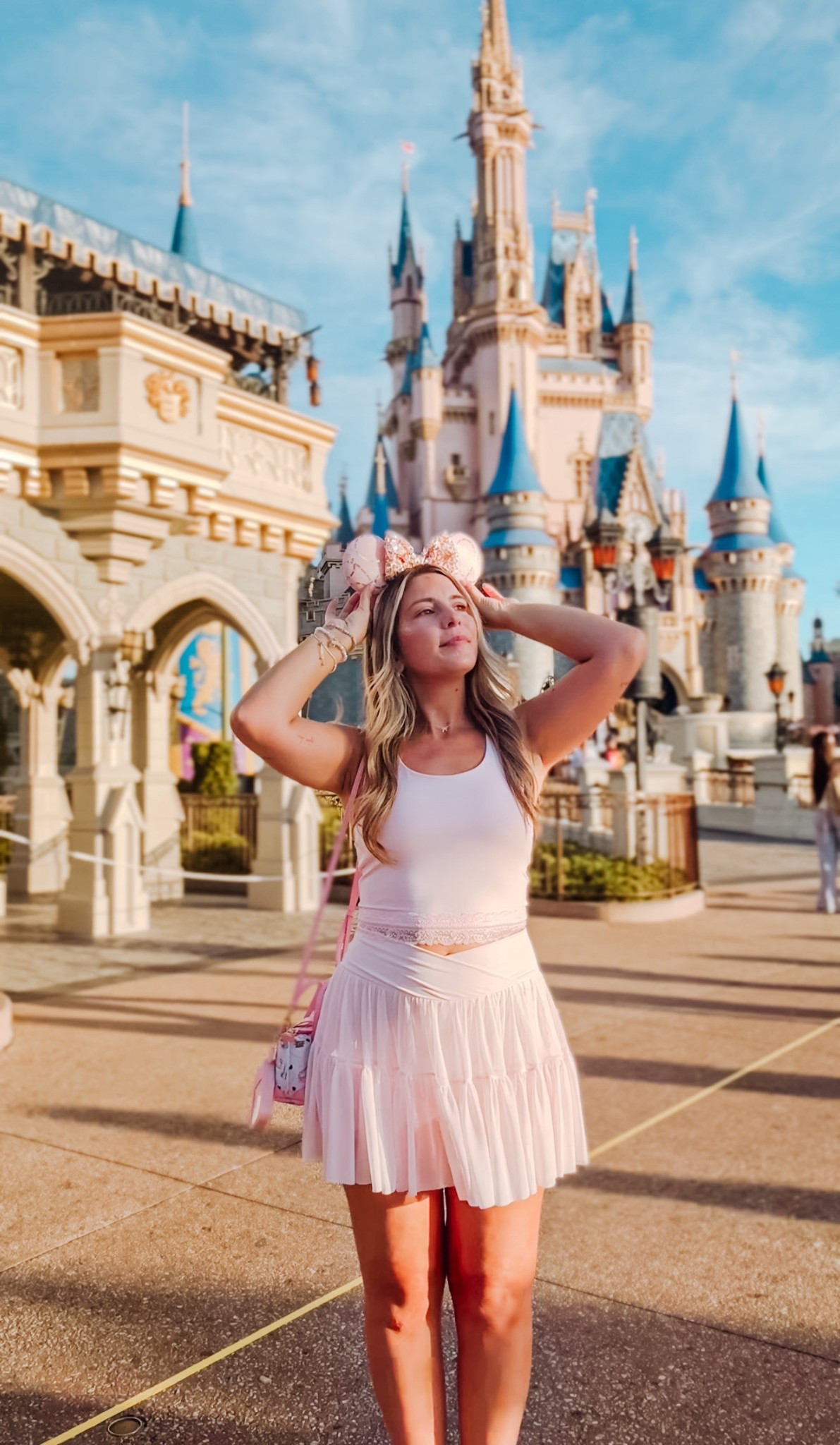 Cute but comfy pink outfit for a Disney day 💖

#LTKdayinmylife #LTKgrwm #LTKFindsUnder50