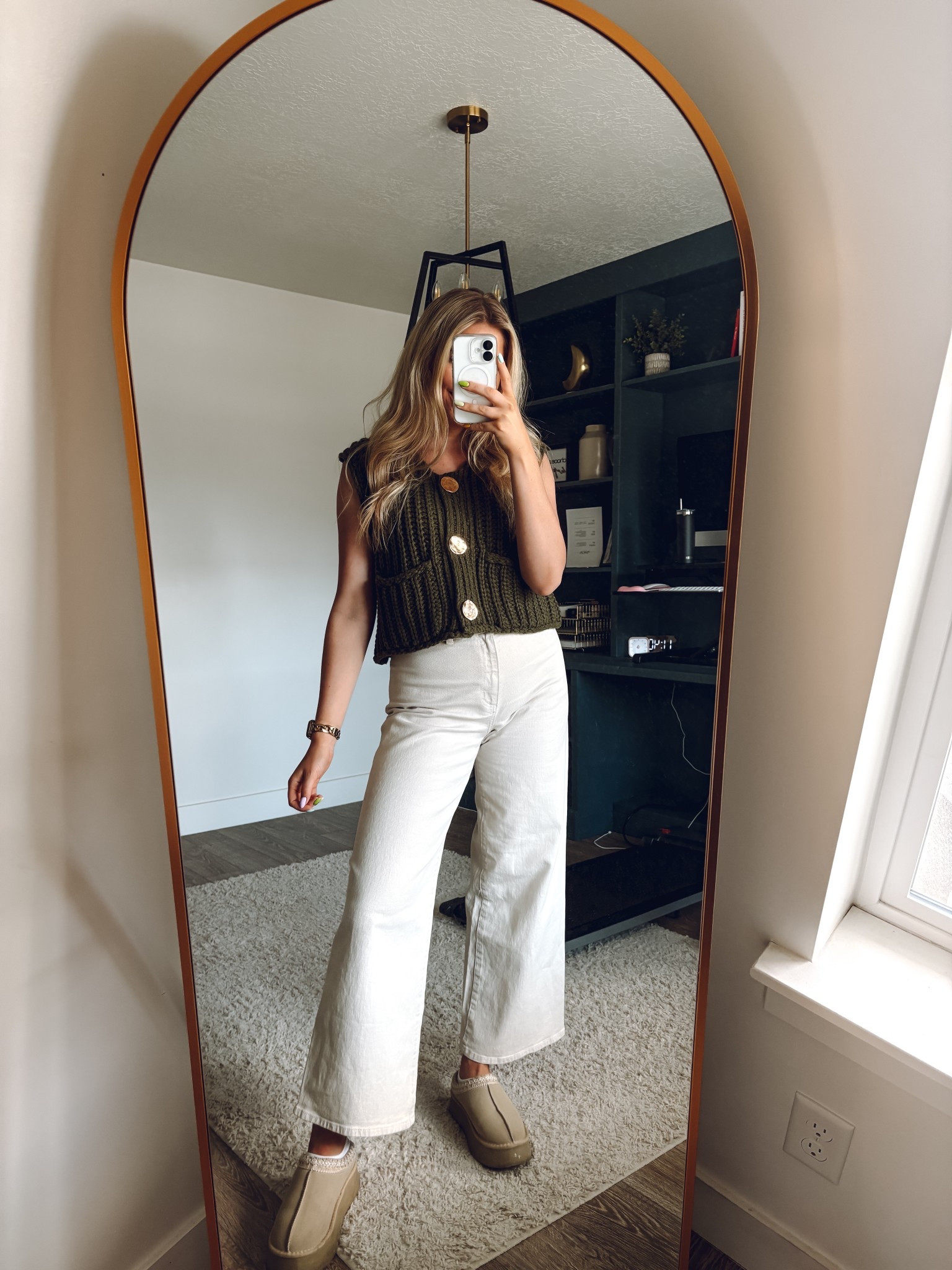 casual outfit for running errands today! could wear with sneakers to make a teacher outfit!

Top: wearing usual M
Pants: true to size
Slipper shoes: true to size and look alikes for the Ugg slippers! 



#LTKFindsUnder100 #LTKWorkwear #LTKSeasonal