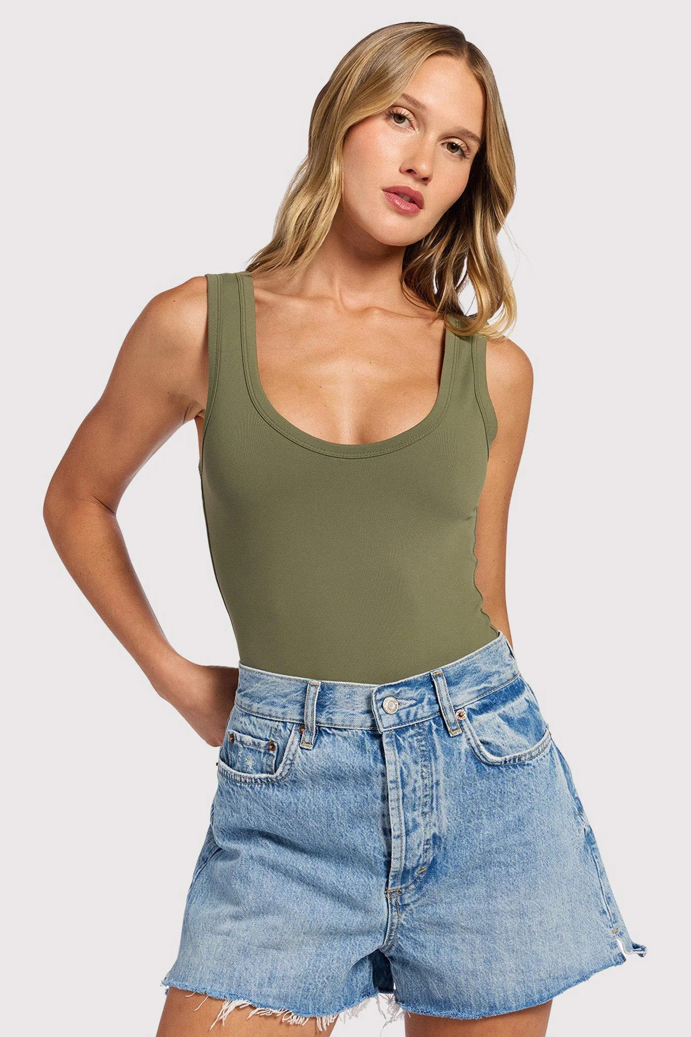 Seamless Scoop Tank Bodysuit | nuuds