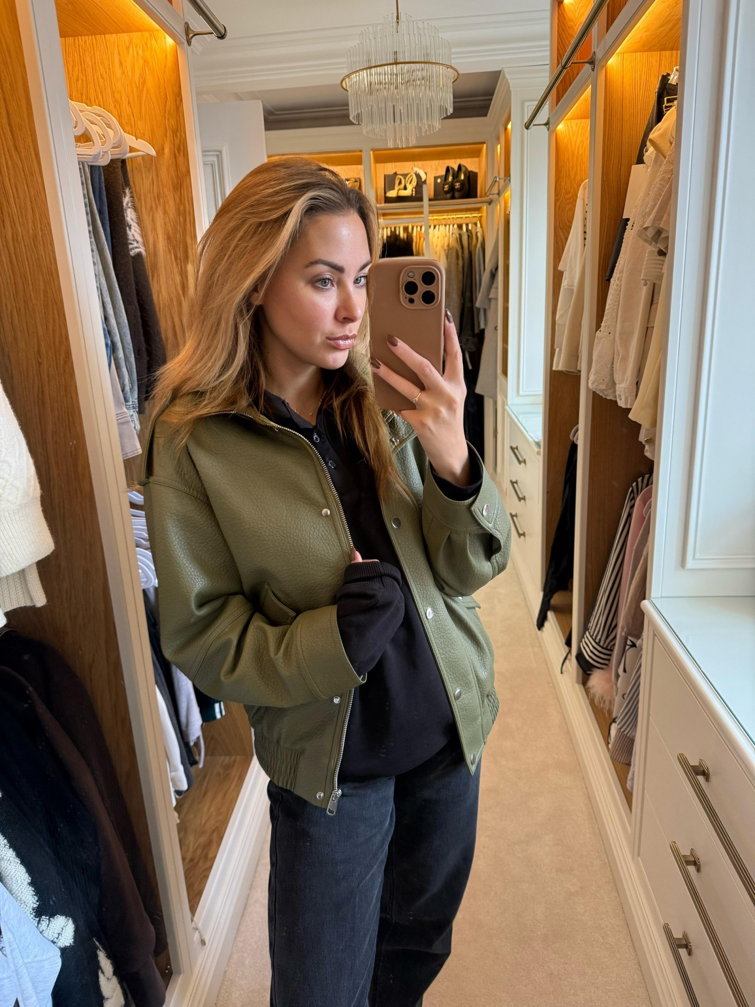 Jacket of the season 🫒✨

Autumn outfit, autumn jacket, olive green, bomber jacket, leather jackett

#LTKautumn #LTKFashionMonth #LTKuk