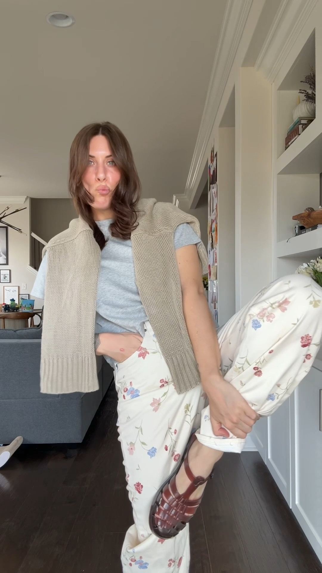 Perfect spring weather today 🌼 it’s going to be so hard to not wear these floral barrel jeans everyday! Linking similar floral jeans with better stock, too xx

Jeans - 28 tall
Tee - medium 
Sandals TTS

#LTKSeasonal #LTKootd #LTKTall