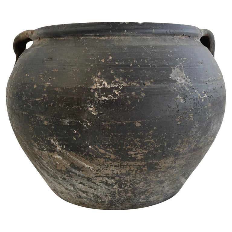 Vintage Matte Oil Pottery Decorative Pot For Sale at 1stDibs | 1stDibs