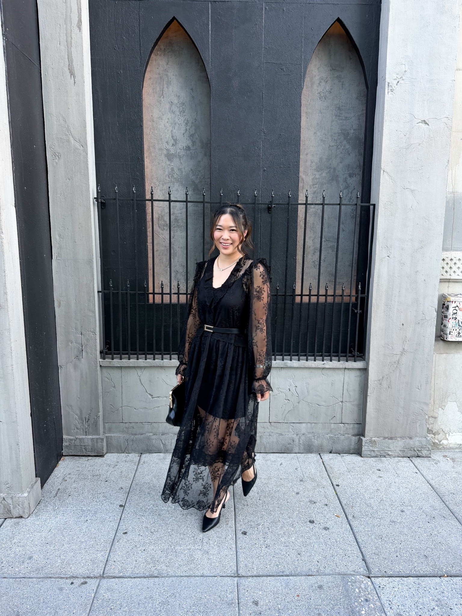 Halloween Outfit
Lace Dress: XS