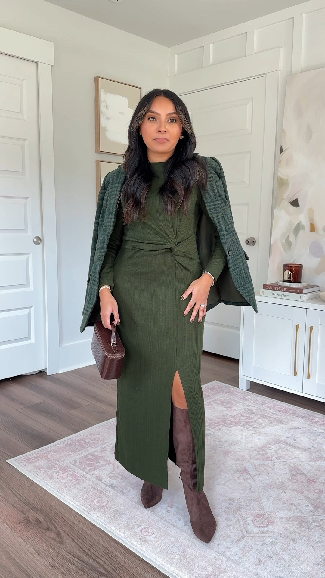 50% off!
Green mountain evergreen color dress size xs regular - I wanted this to be a maxi dress length on me so I went with regular sizing - TTS!
Green melange blazer size 0 petite TTS
Brown tall boots size 5.5 TTS


#LTKFallSale #LTKPetite #LTKStyleTip