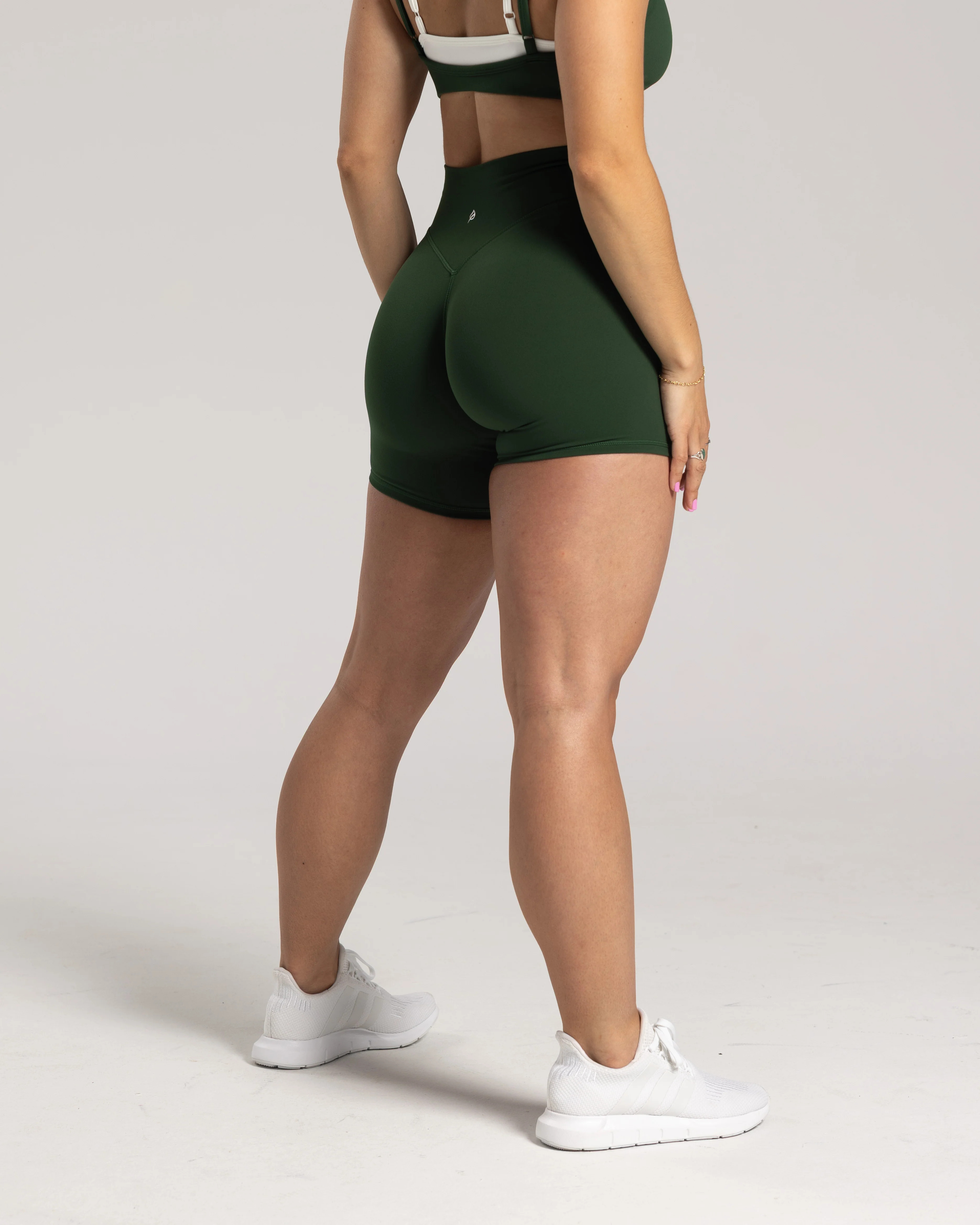 PURELUXE Sculpt Short : 6" | P'tula