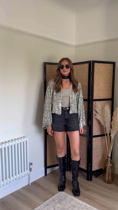 Glastonbury festival outfit inspo

 8 in the Nastygal Slouchy Sequin Jacket 

Size 8 in the Topshop denim A line mom short washed black

Topshop Rain premium leather western knee boots in black 

My top is an old light grey bandeau top from Zara so I can’t link on here 



Festival fashion, Glastonbury outfit, Festival look, Eras tour, Concert outfit 

#LTKsummer #LTKuk #LTKfestival
