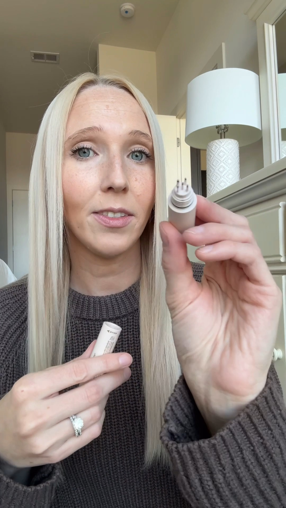 My top five makeup products from @Tarte ✨ Number one is their freckle stamper!!

1. Freckle stick / highlighter duo 
2. Maneater mascara
3. CC cream shade medium
4. Shape tape blur concealer - shade light
5. Maracuja juicy lip plump - shade cherry blossom


Freckle stamper, Tarte makeup, lengthening mascara, glowy foundation, creamy concealer, highlighter stick, juicy lip plump, Tarte lip balm, makeup essentials, beauty gift ideas, Tarte gifts