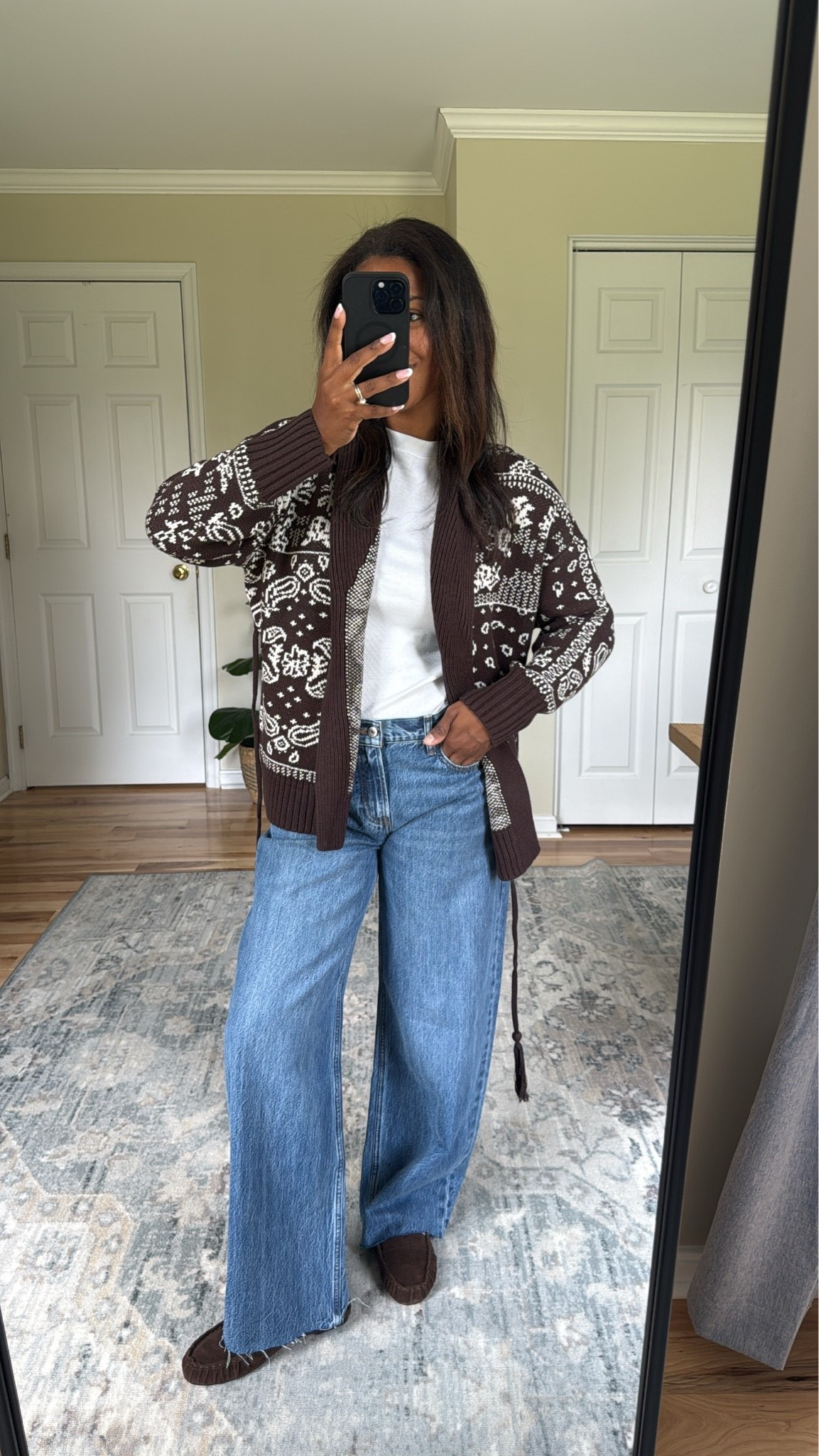 Wearing a small in sweater and size 27 regular in the jeans

#LTKgrwm #LTKootd #LTKOver40