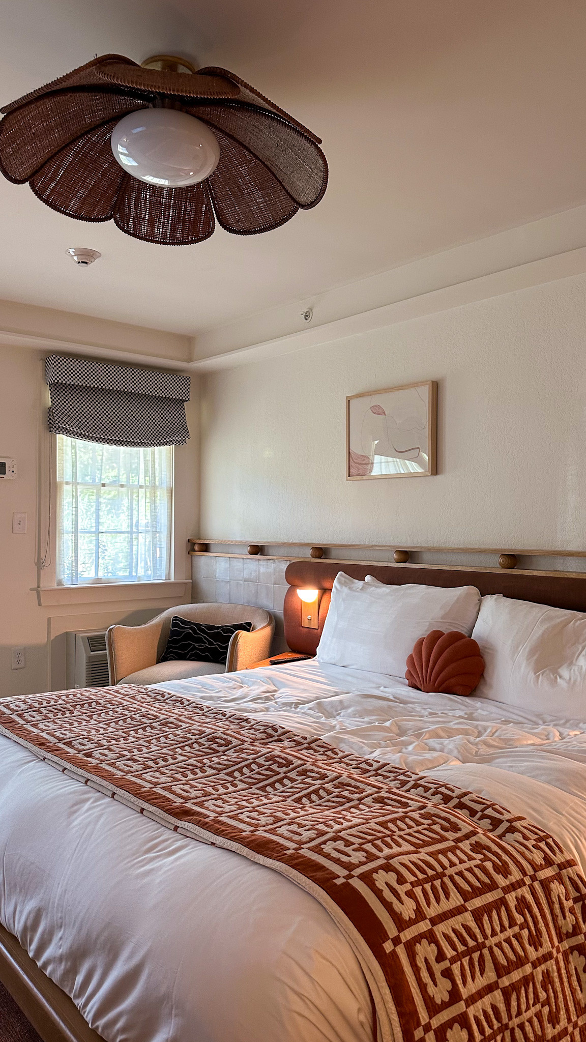 Good data. Here's everything you need.

LTK Caption

Spotted this bedroom at a hotel and immediately started sourcing lookalikes for everything in it. The wicker flush mount, the rust bed runner, the scalloped velvet pillow, the Roman shade, the wall sconces with that warm amber glow. I've curated every findable piece so you can recreate this earth tone bedroom moment at home.  

 #LTKmorningroutine #LTKHome #LTKSaleAlert