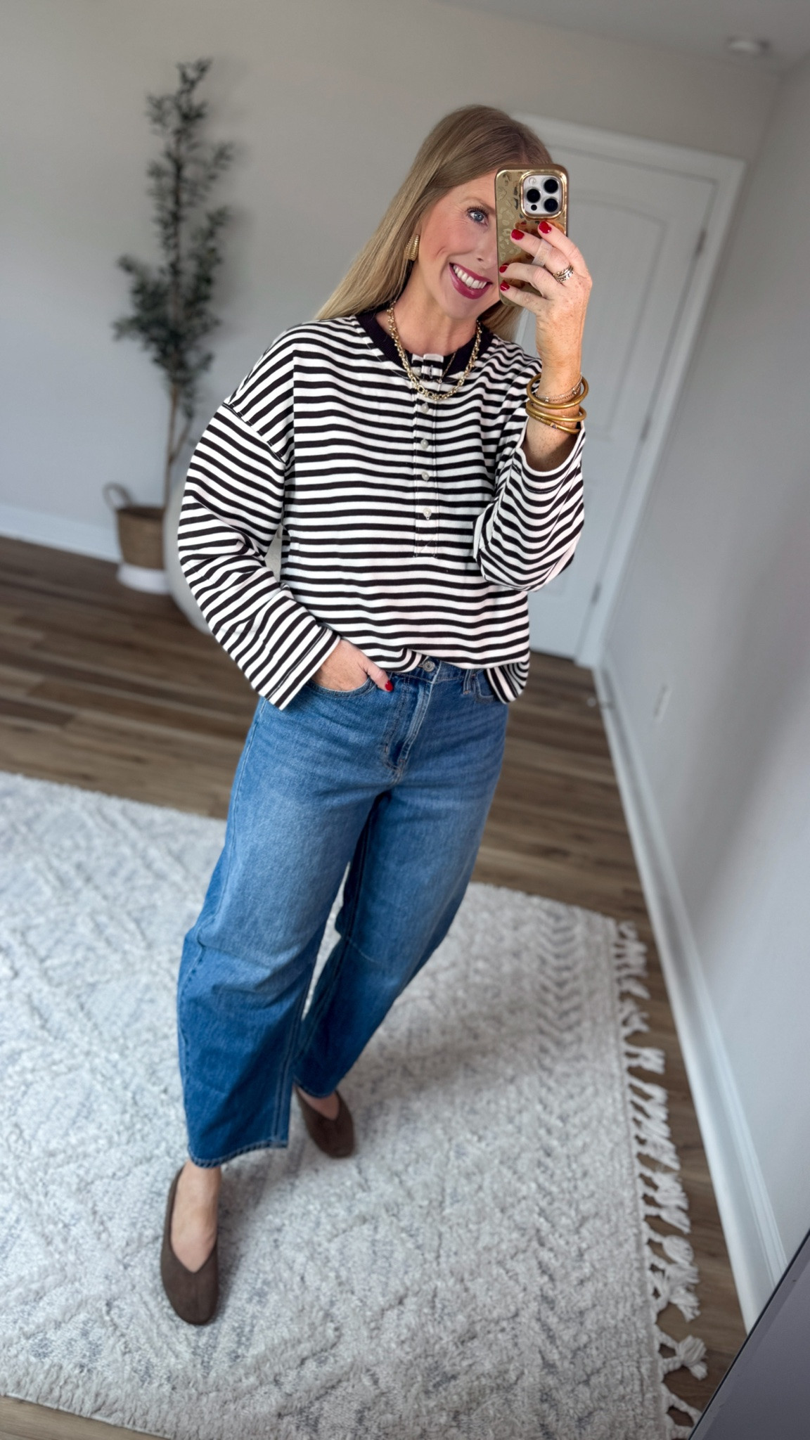 Daily try on, old navy, barrel jeans, aerie, striped pullover

#LTKootd #LTKSaleAlert