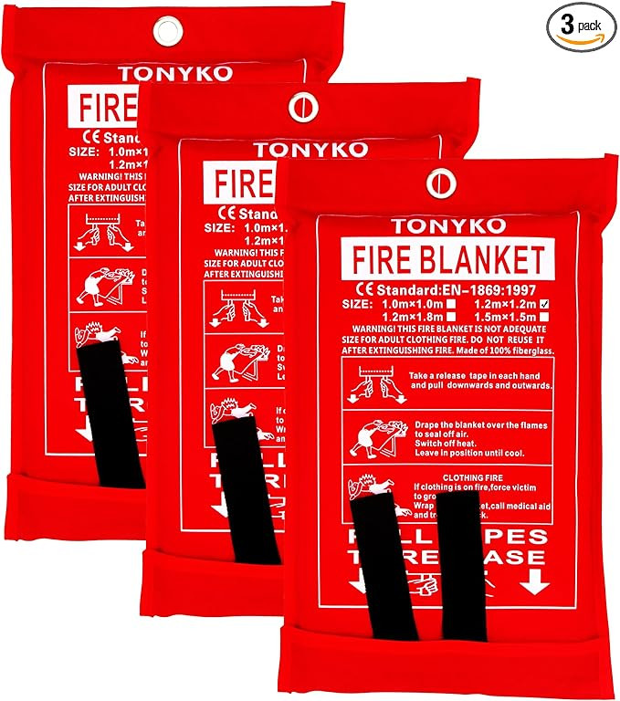 TONYKO 3.9 x 3.9ft Fiberglass Fire Blanket for Emergency Surival, Flame Retardant Protection and ... | Amazon (US)