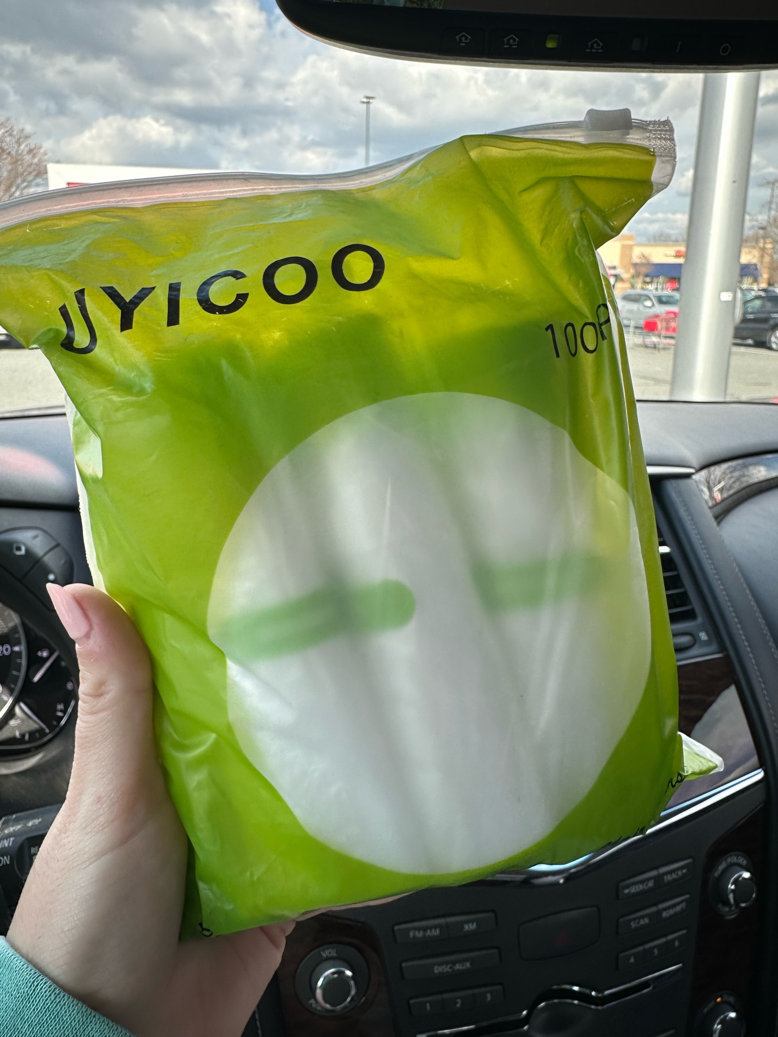 Travel potty training must haves for your toddlers! Potty and potty bags! 