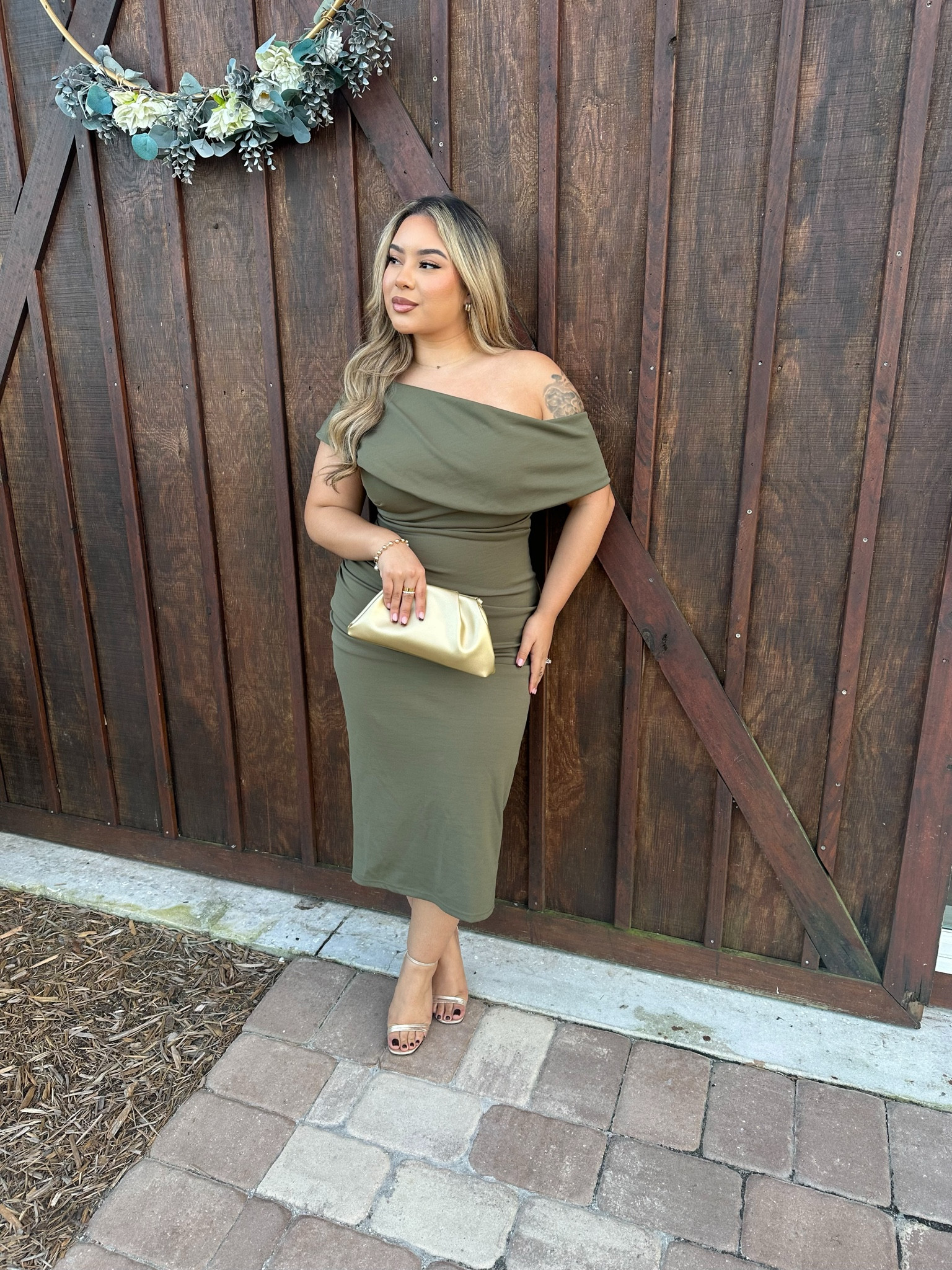 Fall Wedding Guest Outfit🍃

Dress size 10 