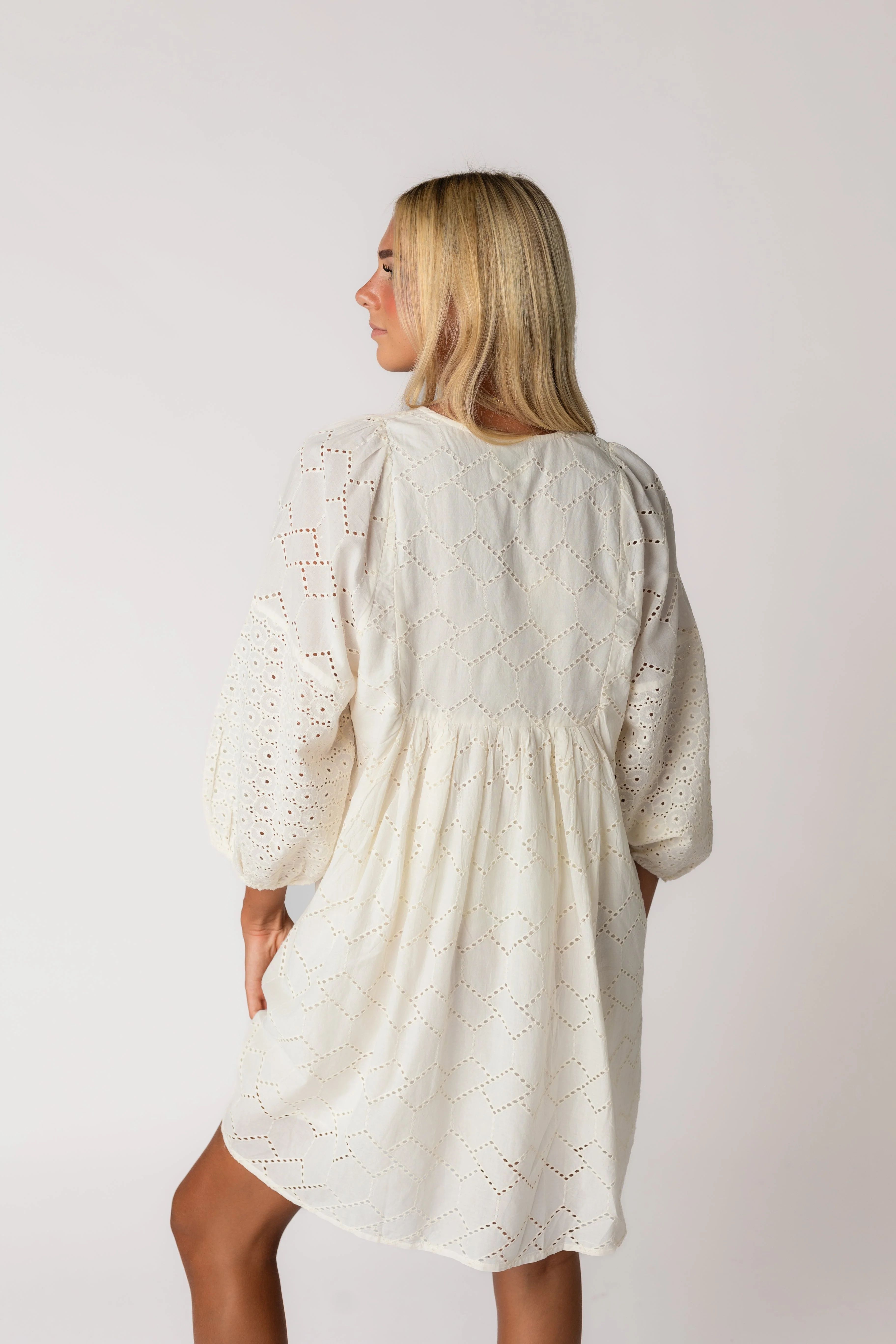 Citrus Cherish Eyelet Tunic | Called To Surf