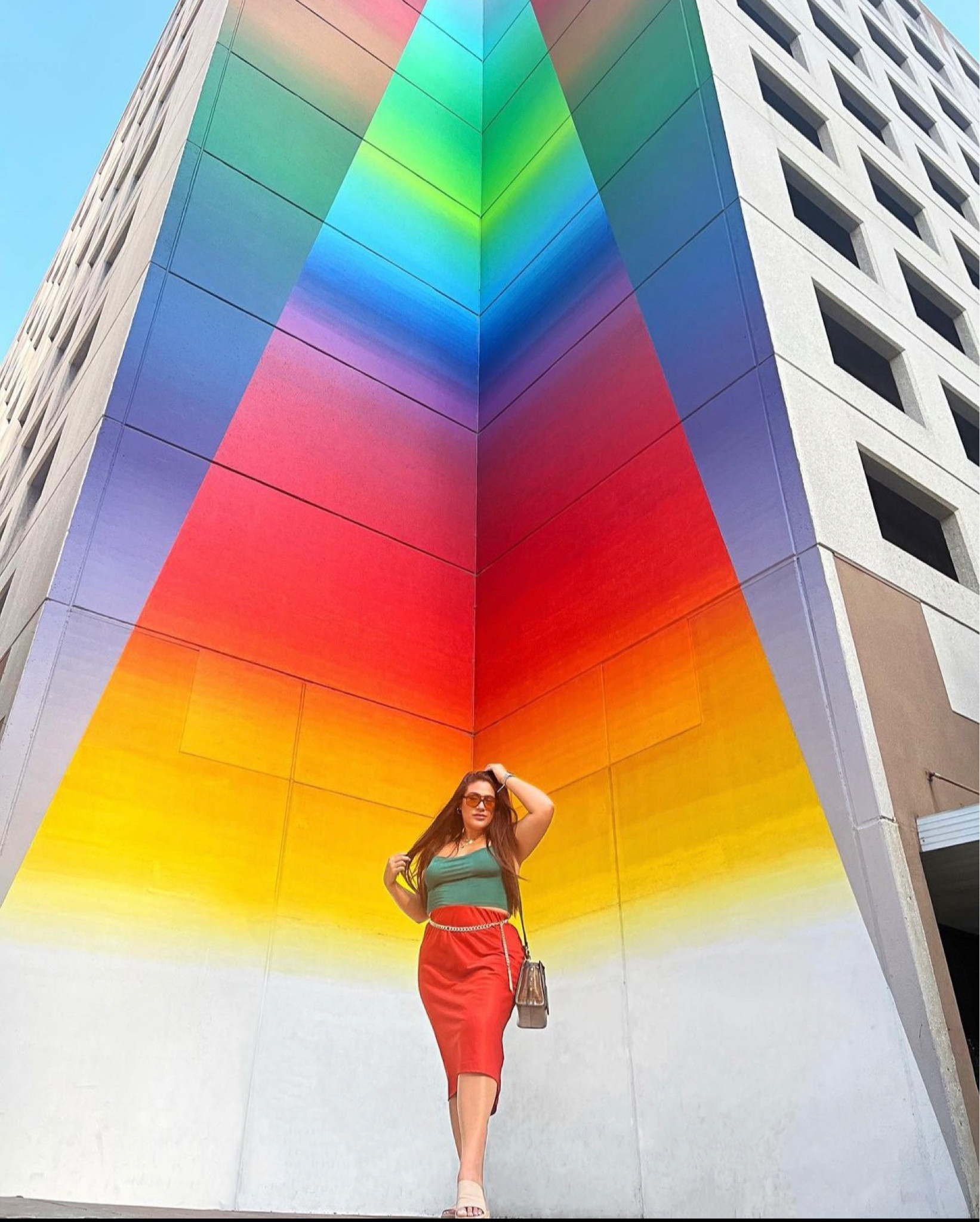 Trying to fit in upside down🙃 

#LTKSeasonal #LTKunder50 #LTKcurves