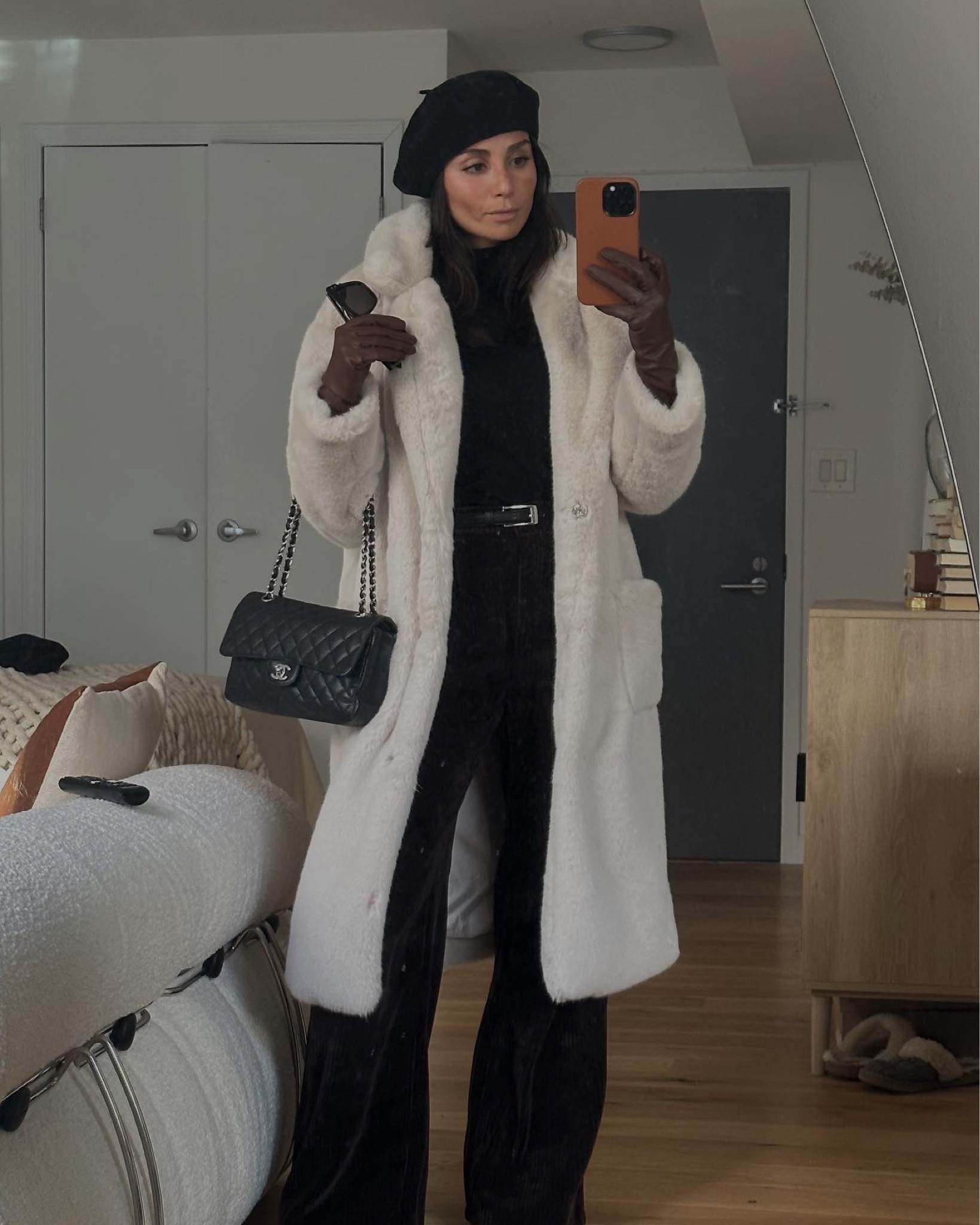 Living out my UES mom, quiet-luxury, mob-wife moment. 