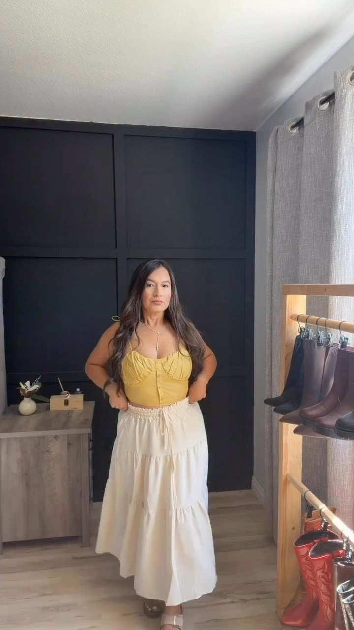 The perfect maxi skirt does exist! Am obsessed with this combo 💛👀🫠
#maxiskirt #butteryellow

#LTKgrwm #LTKootd #LTKBeauty
