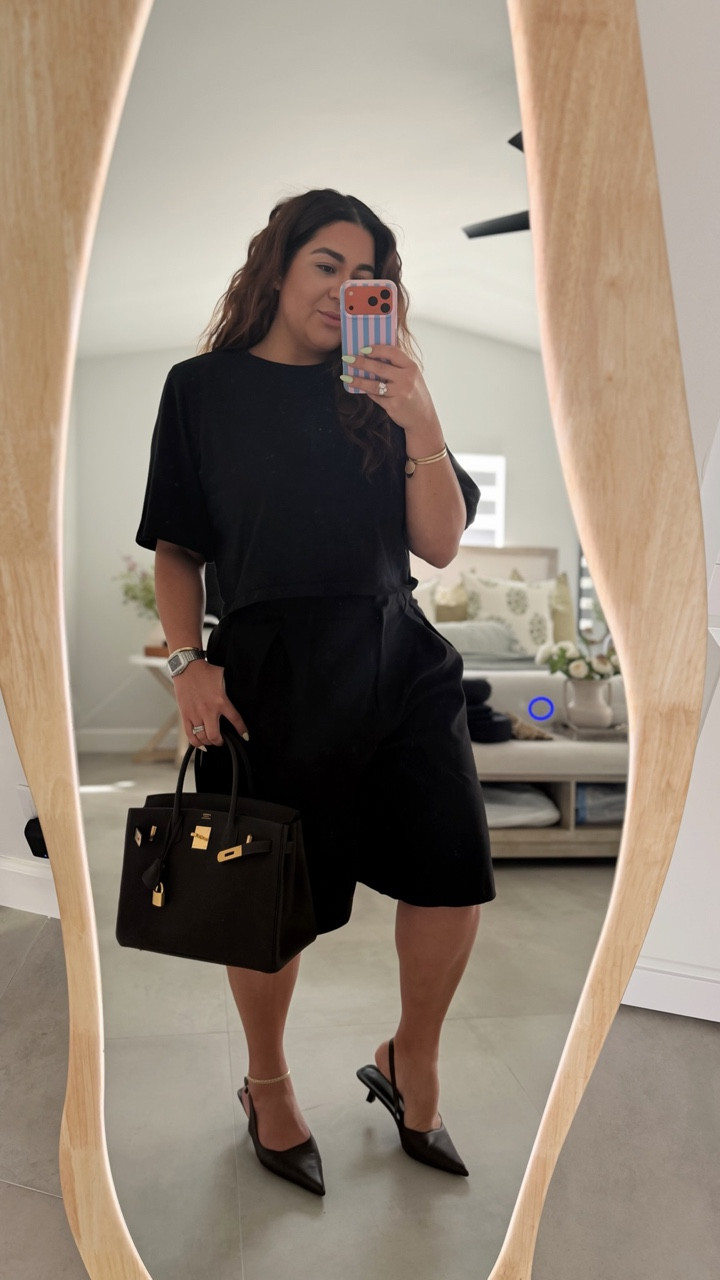 Taconcito-Tuesday 👠 

A little OOTD for you guys. Even though I am triggered AF with #Summerhouse right now lol

Also, love this remix of CHEVERE ❤️

Will link in my LTK. Follow me there. 

#ootd #fashion #midsizefashion #outfitoftoday ￼